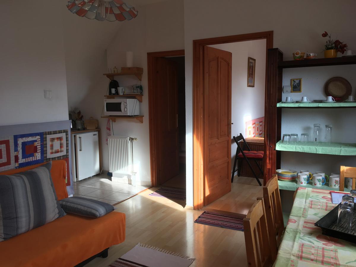 Bakonyi Apartmanhaz Eplény Exterior foto