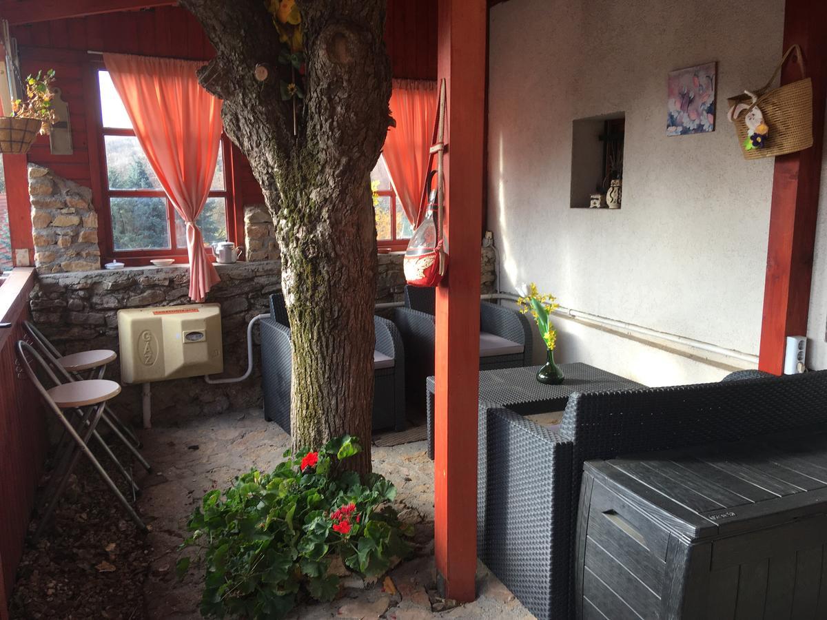 Bakonyi Apartmanhaz Eplény Exterior foto